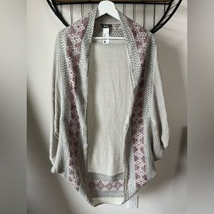 Roots cardigan